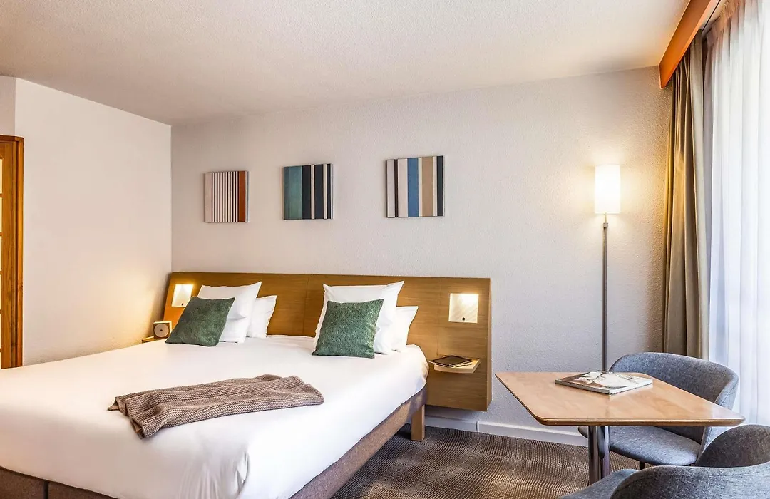 Novotel Lille Centre Gares-1