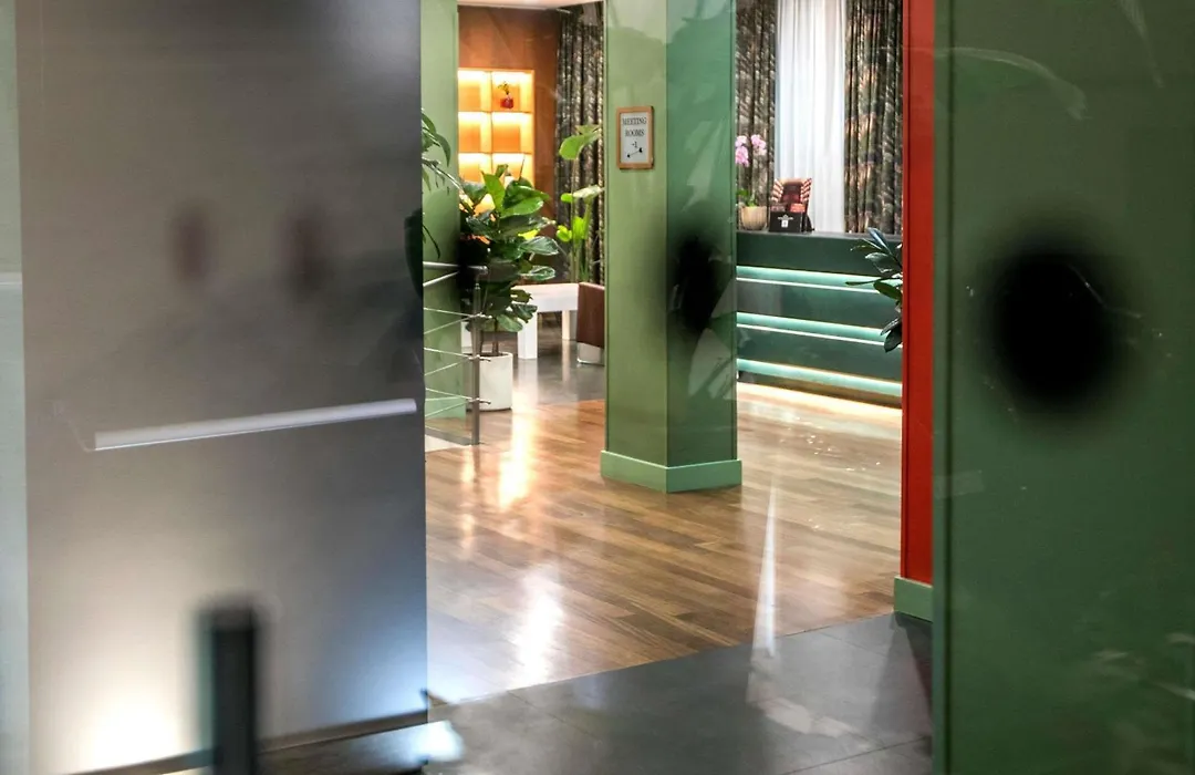 Mercure Roma Centro Saint John-1