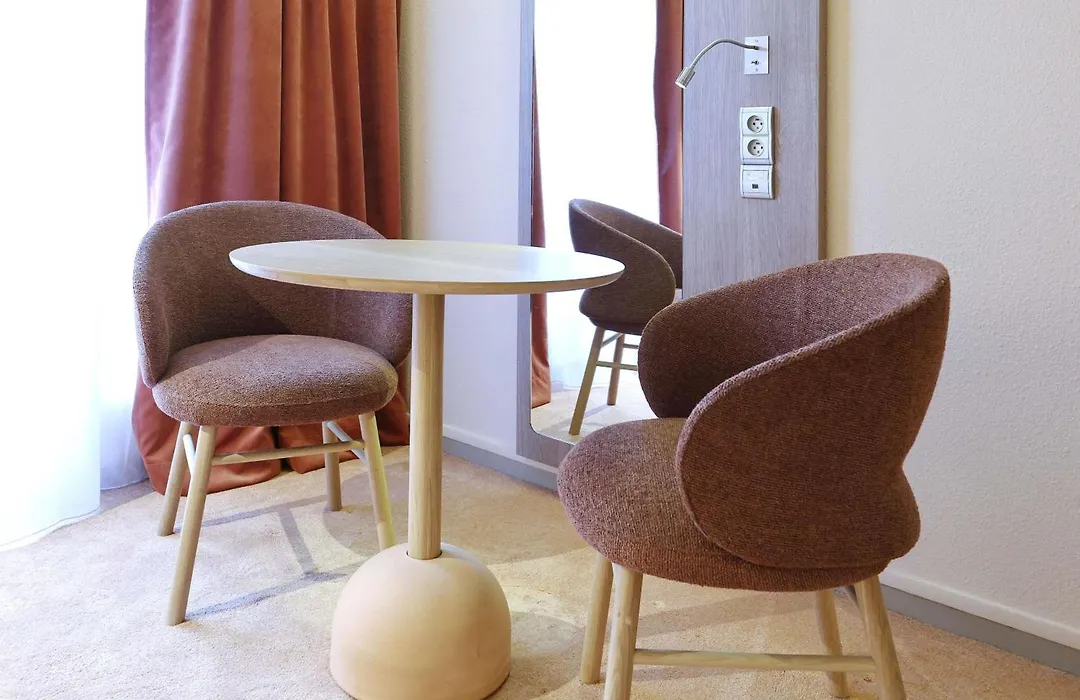 Mercure Grenoble Centre Porte Des Alpes-1