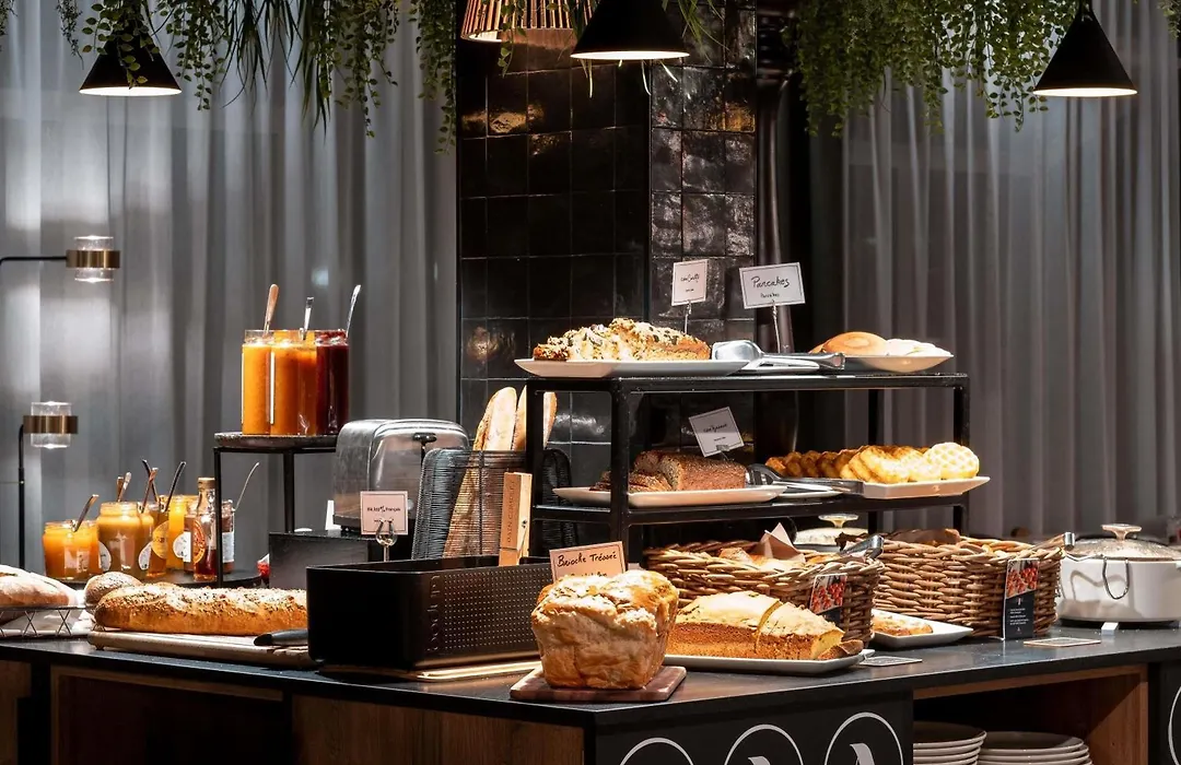 Novotel Chartres-1