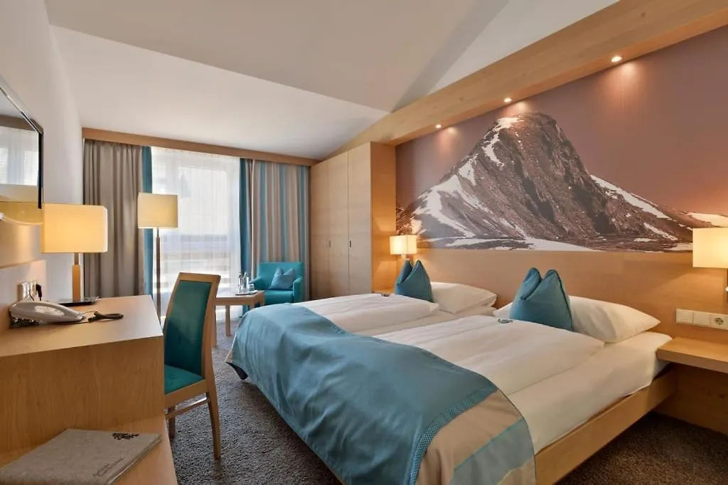 Hotel Goldener Adler Wattens-1