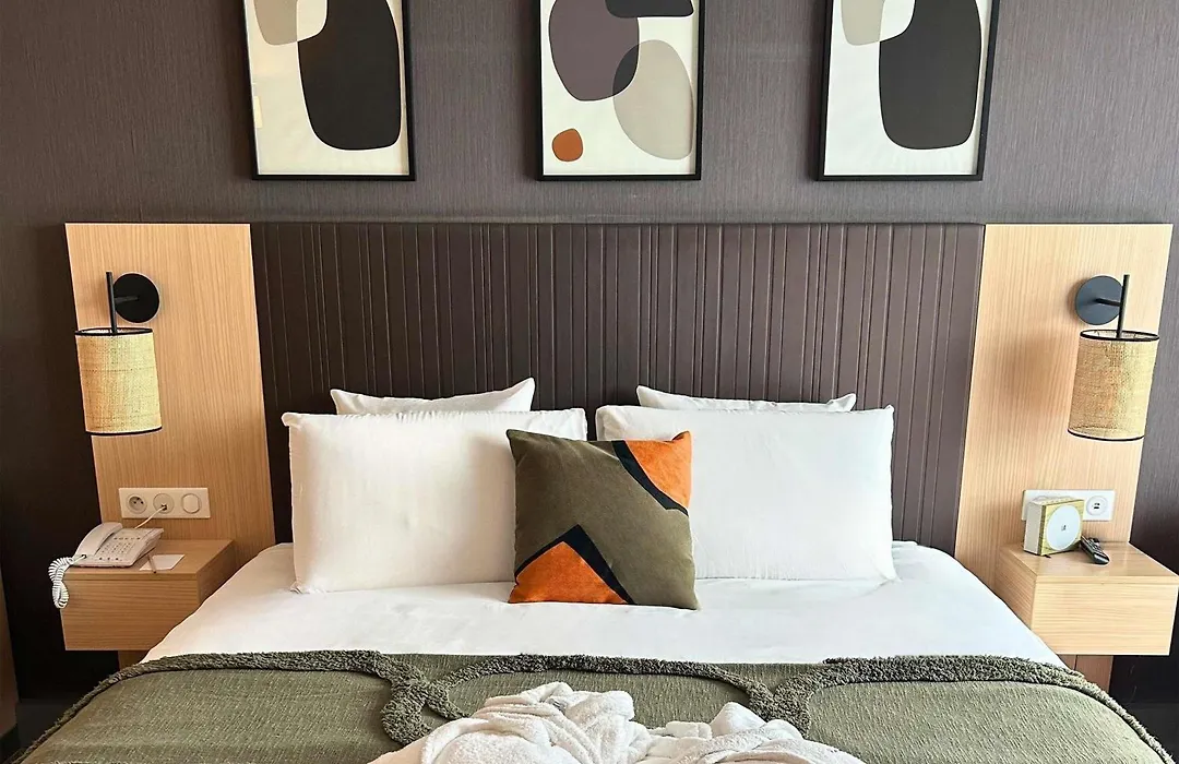 Mercure Valenciennes Centre-1