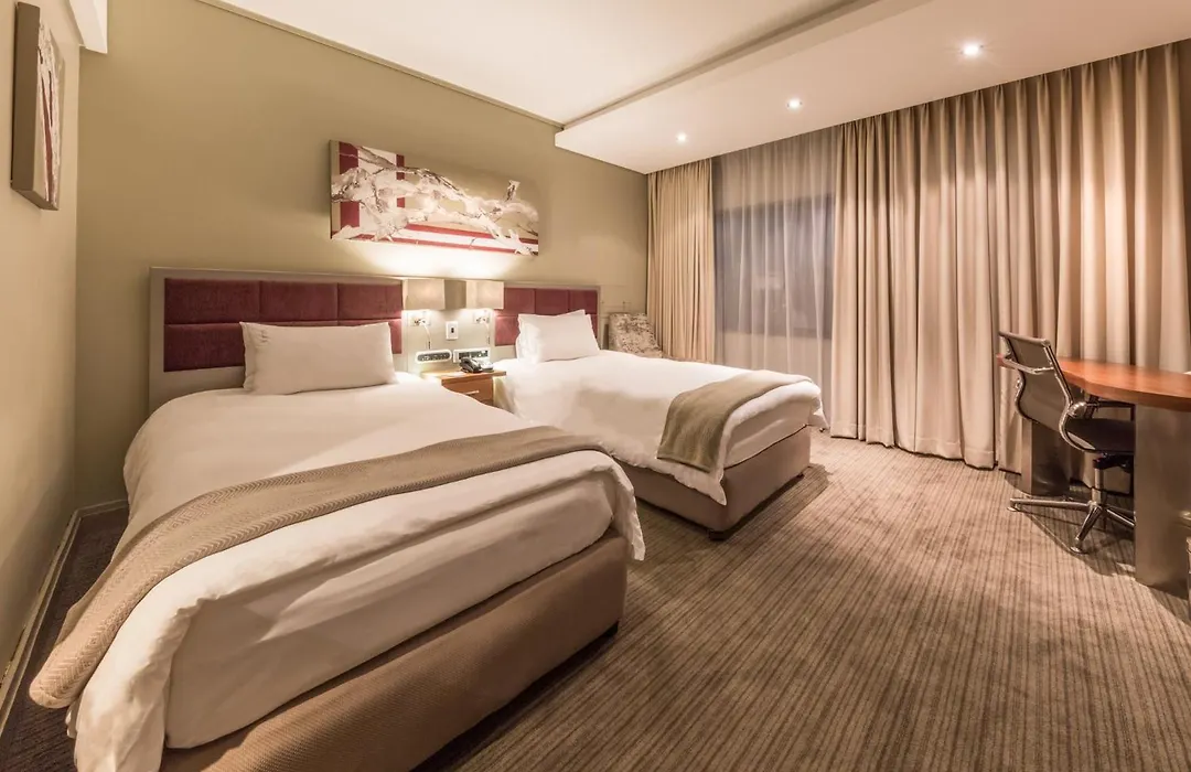 Holiday Inn Johannesburg-Rosebank By Ihg-1