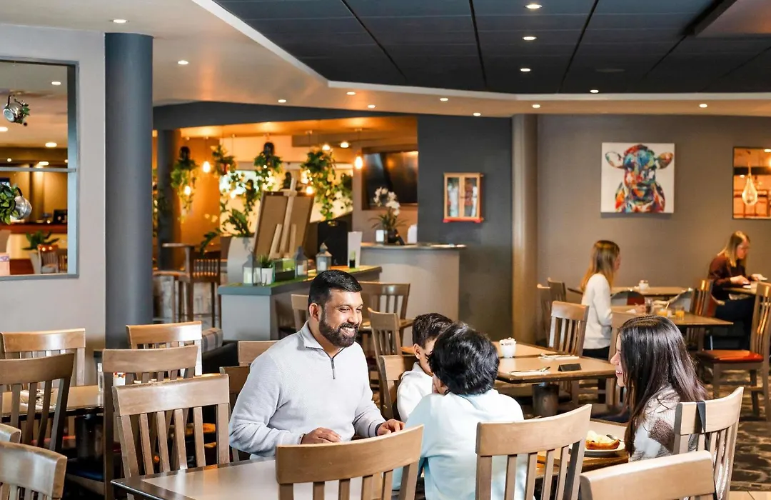 Novotel Milton Keynes-1