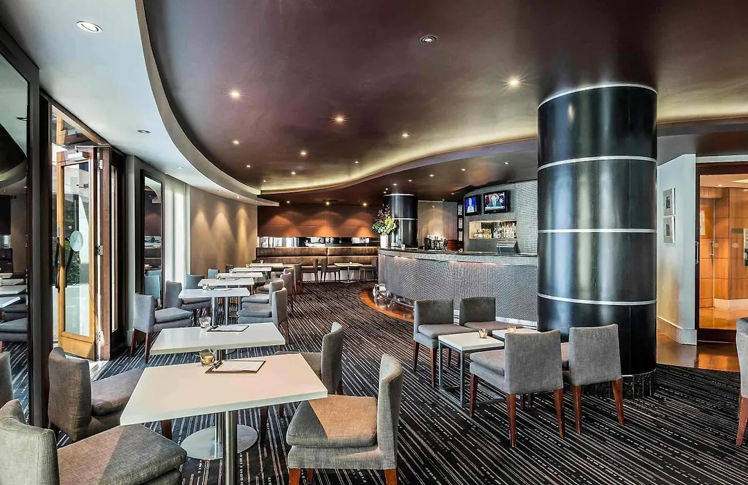 Quay West Suites Melbourne-1