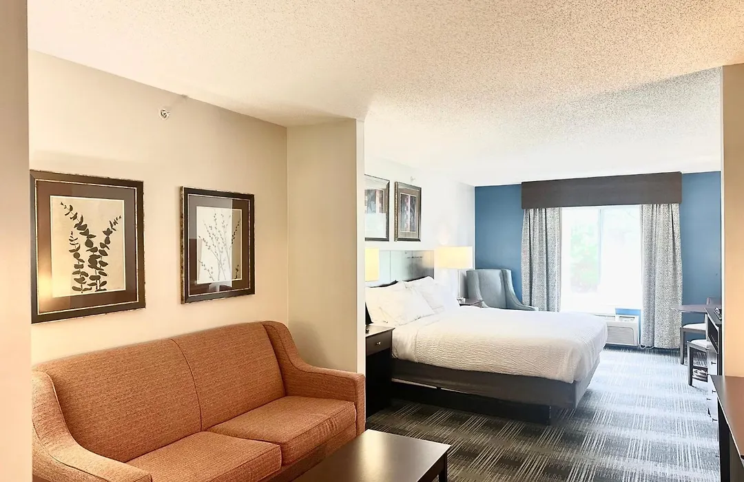 Holiday Inn Express & Suites Meriden By Ihg-1