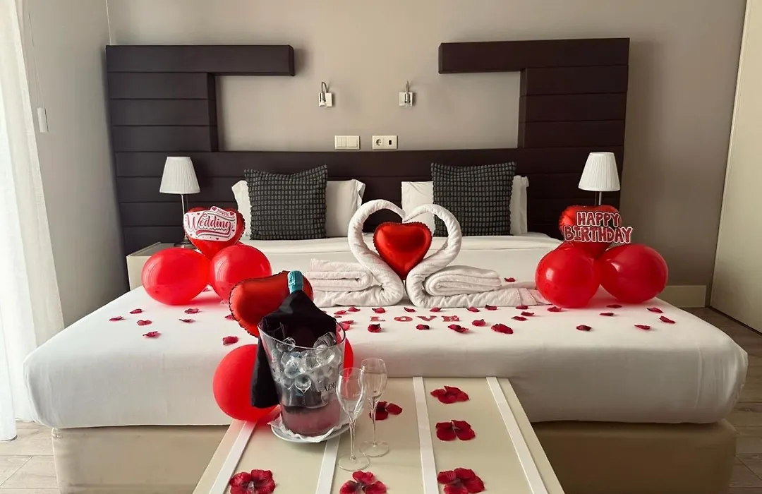 Aqua Ria Boutique Hotel-1