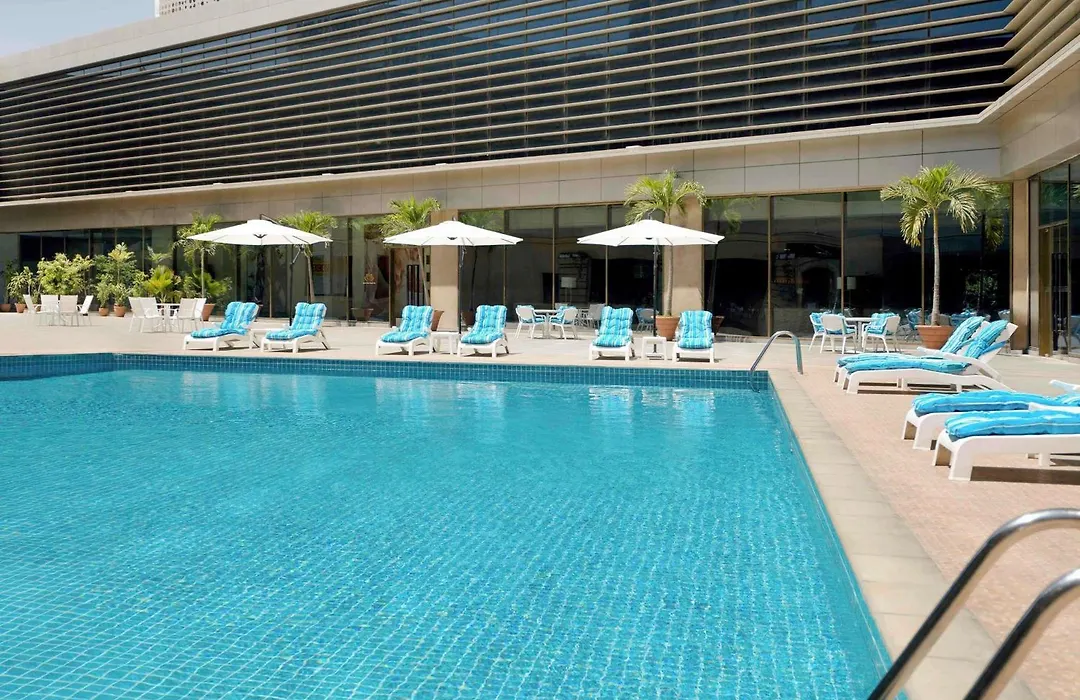 Mövenpick Hotel Karachi-1