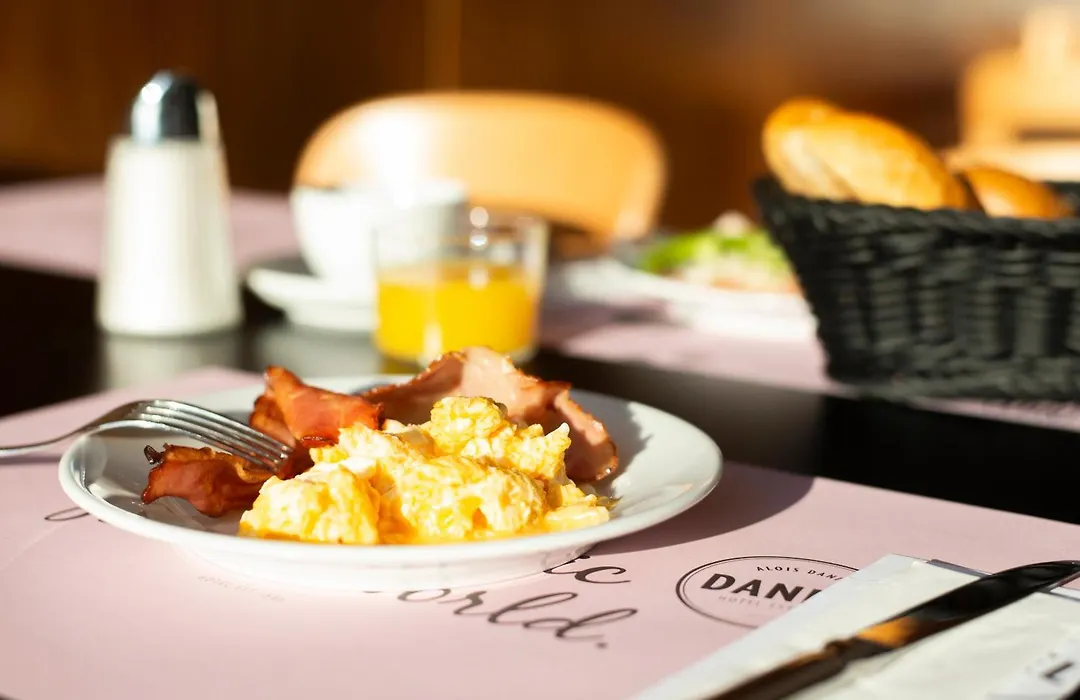 Hotel Daniel Graz - Smart Lifestyle Near City Centre-1