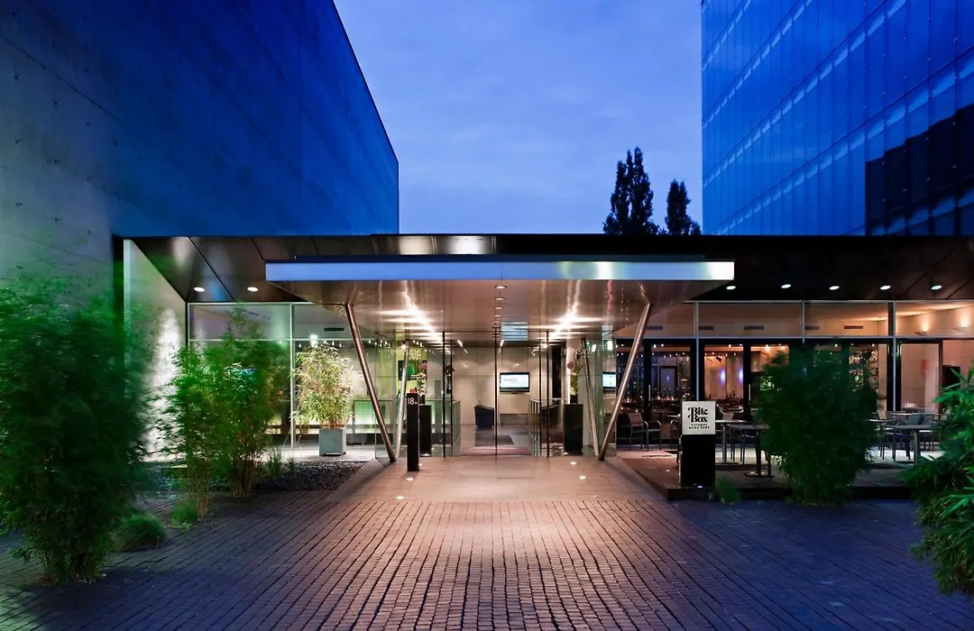 Innside By Melia Duesseldorf Seestern-1