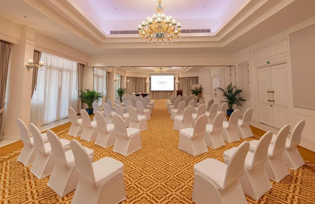 Sofitel Angkor Phokeethra Golf & Spa Resort-1