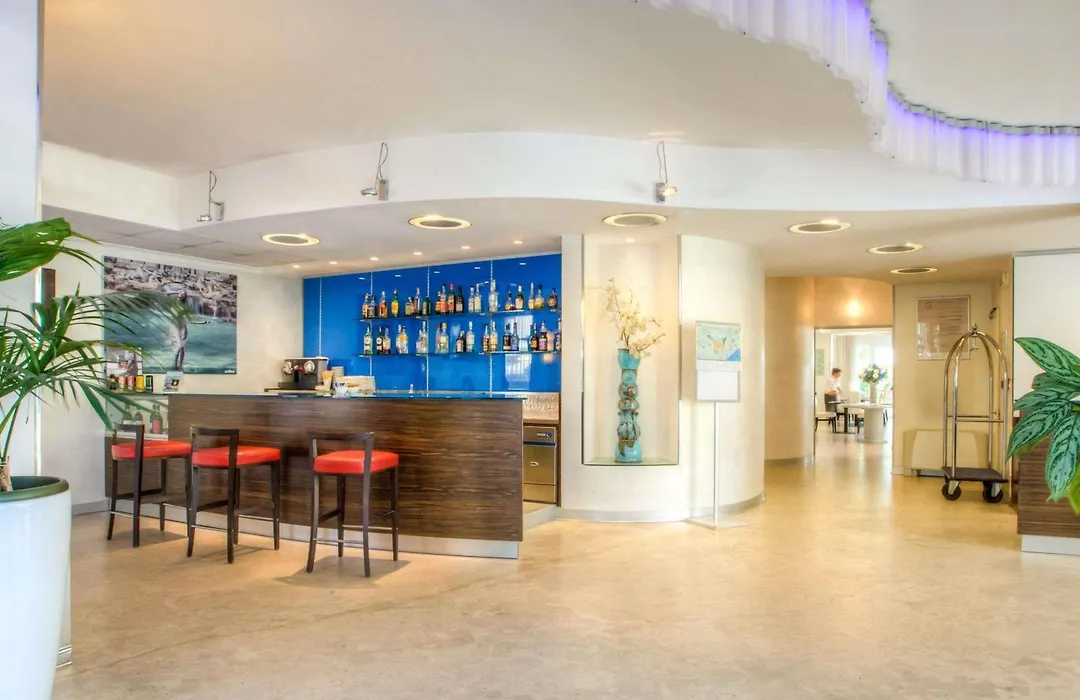 Mercure Rimini Lungomare-1