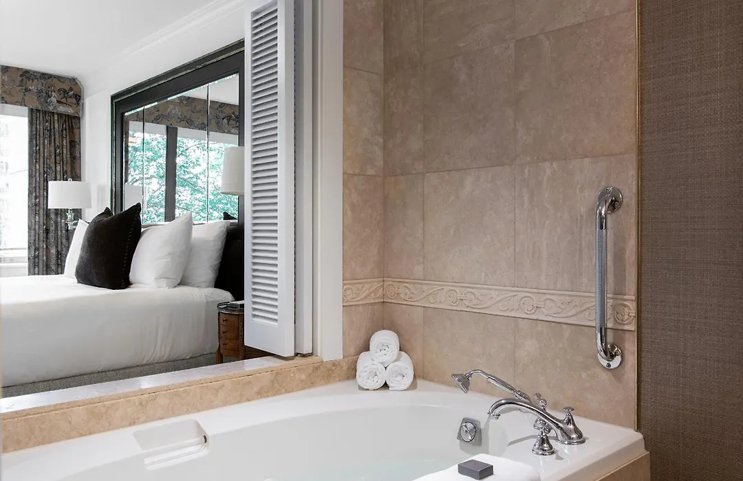 Wedgewood Hotel & Spa - Relais & Chateaux-1