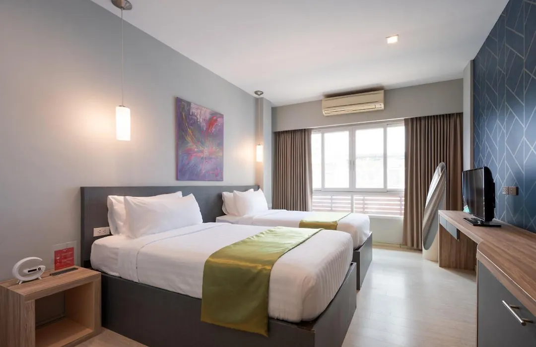 Icheck Inn Gems Center Silom-1