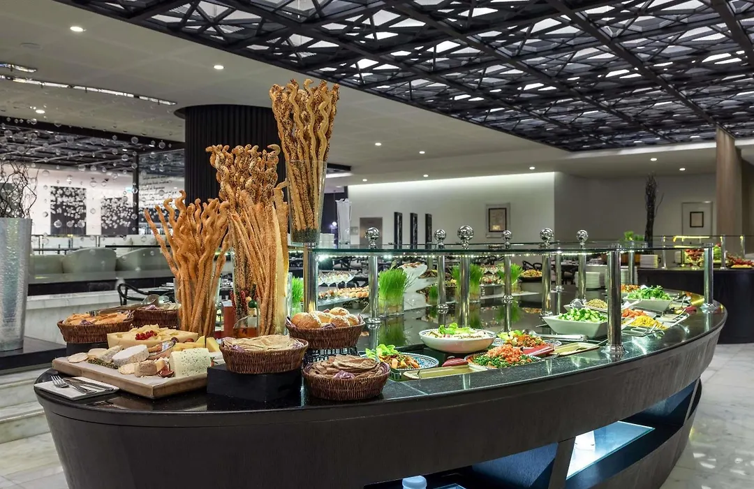 Sofitel Abu Dhabi Corniche-1