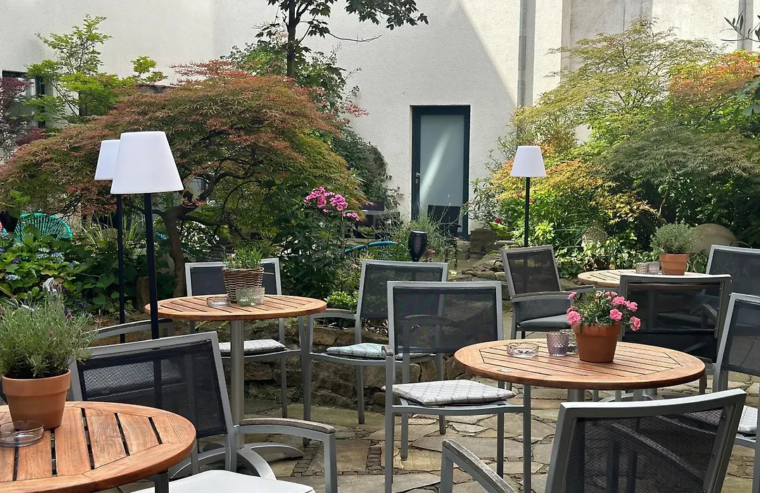 Hotel Esplanade Dortmund-1