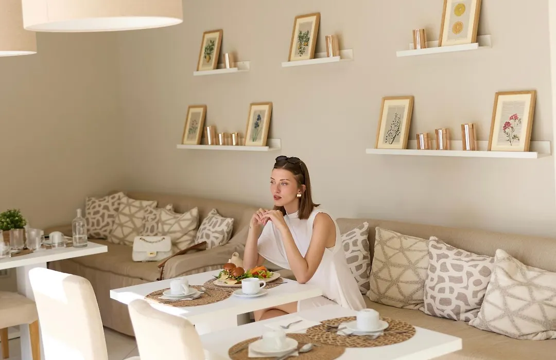 Hotel Capri- Adult Only-1