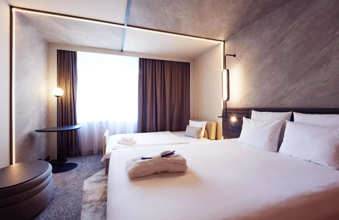 Novotel Zürich Airport Messe-1