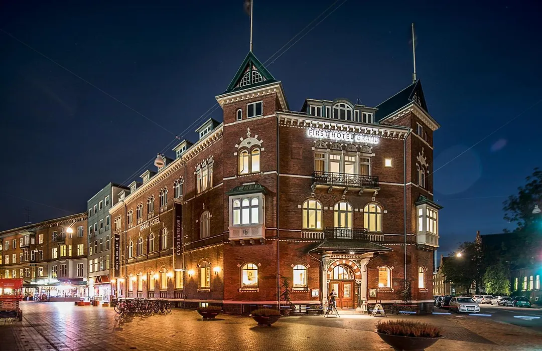 First Hotel Grand-1