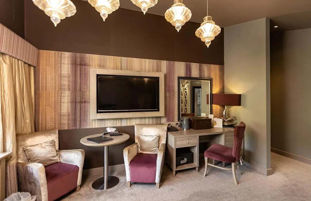 Red Hall Hotel-1