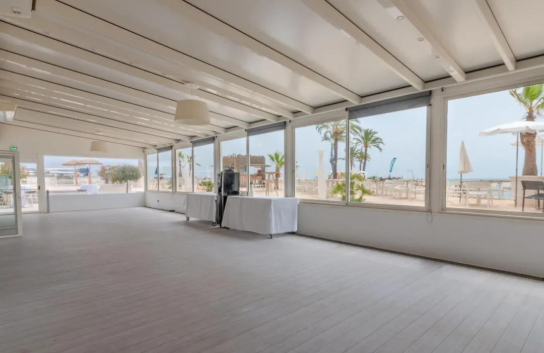 Holiday Inn Nice - Port St Laurent By Ihg-1