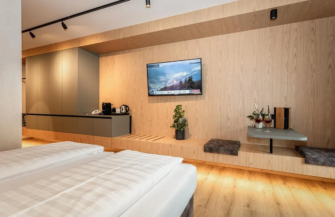 Hotel Almrausch-1