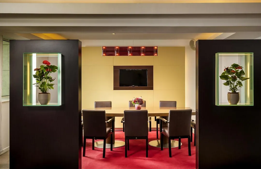 Novotel Bucharest City Centre-1