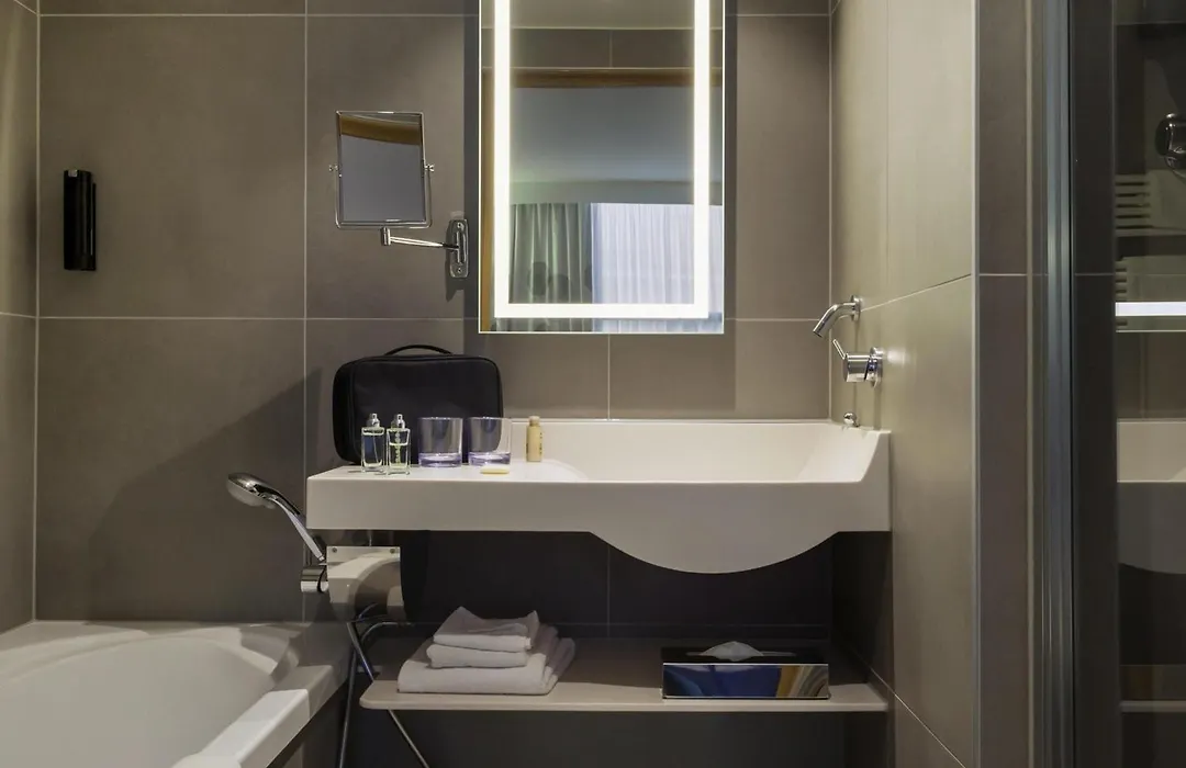 Novotel Genève Centre-1