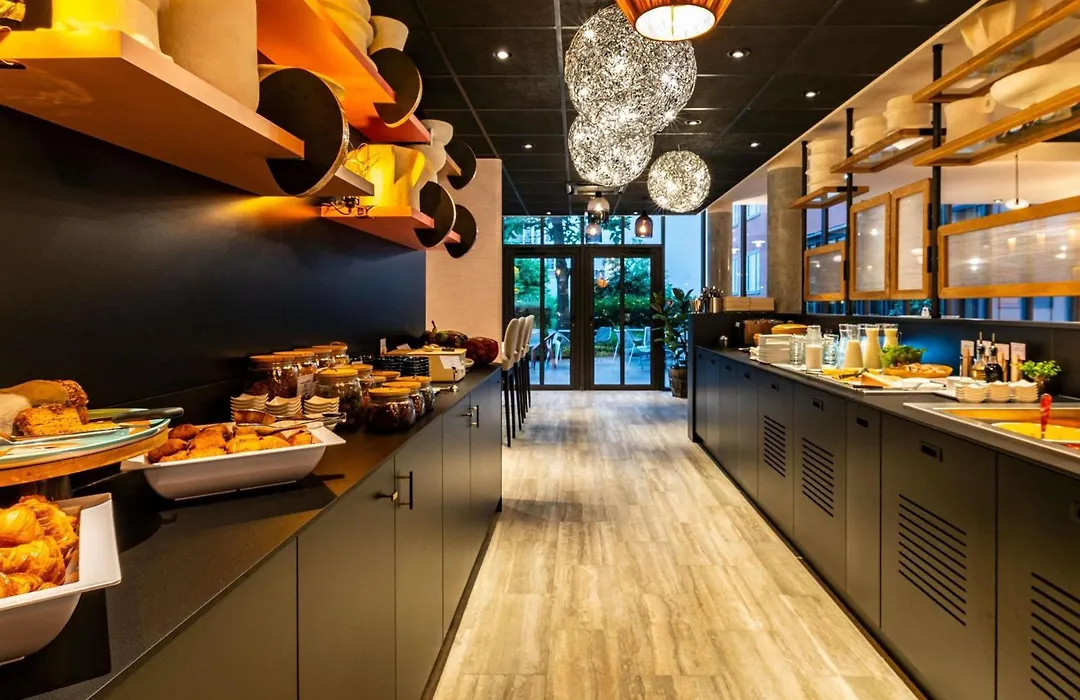 Novotel Suites Reims Centre-1
