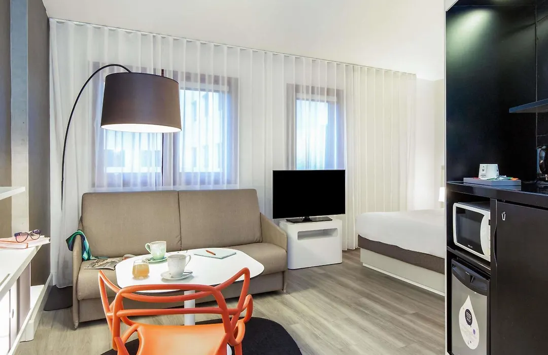 Novotel Suites Perpignan Centre-1