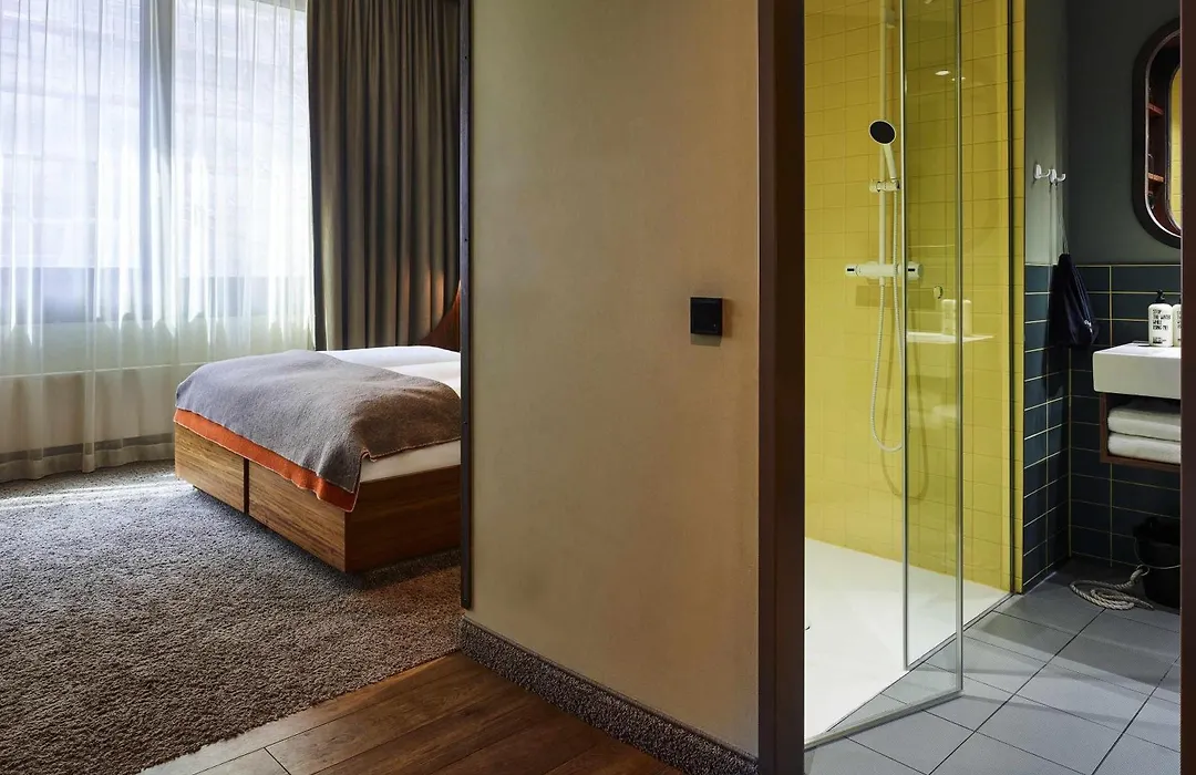 25Hours Hotel Hamburg Hafencity-1