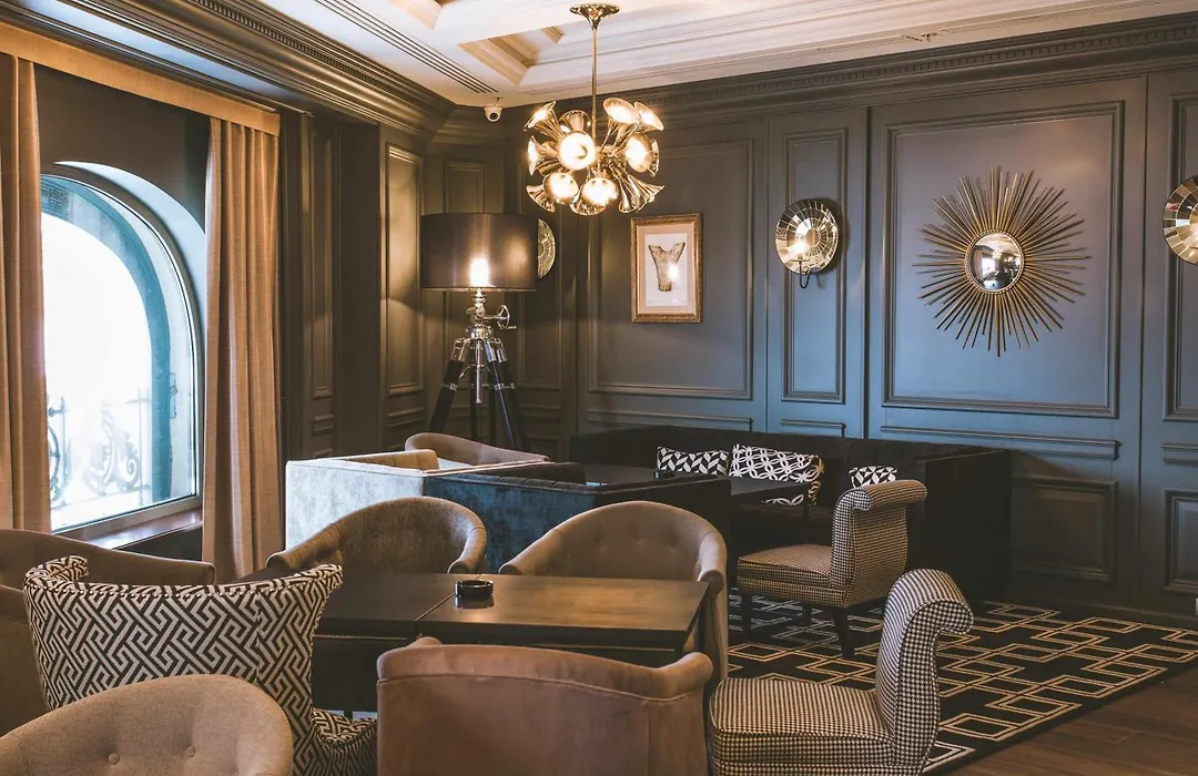 Fairmont Grand Hotel Kyiv-1