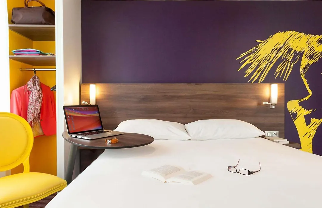 ibis Styles Saumur Gare Centre-1