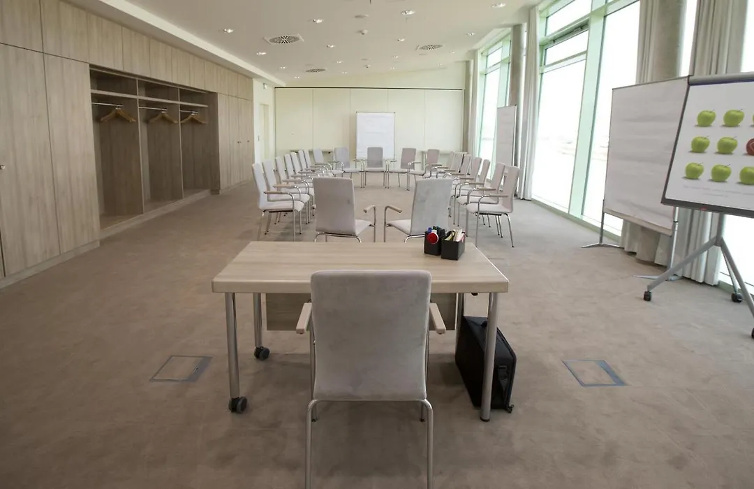 Best Western Plus Hotel Bremerhaven-1