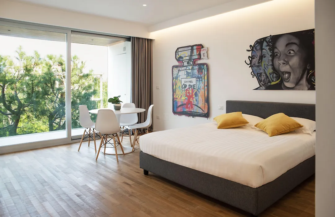 Marina Gardens Boutique&Suites-1