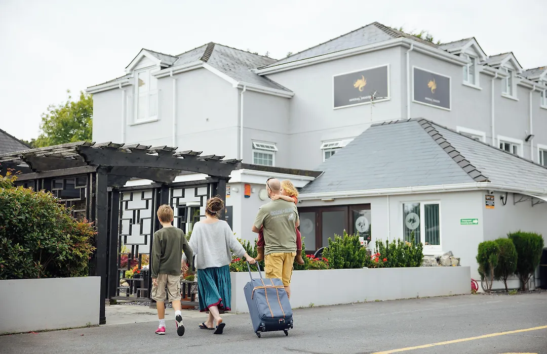 The Imperial Dragon Hotel-1