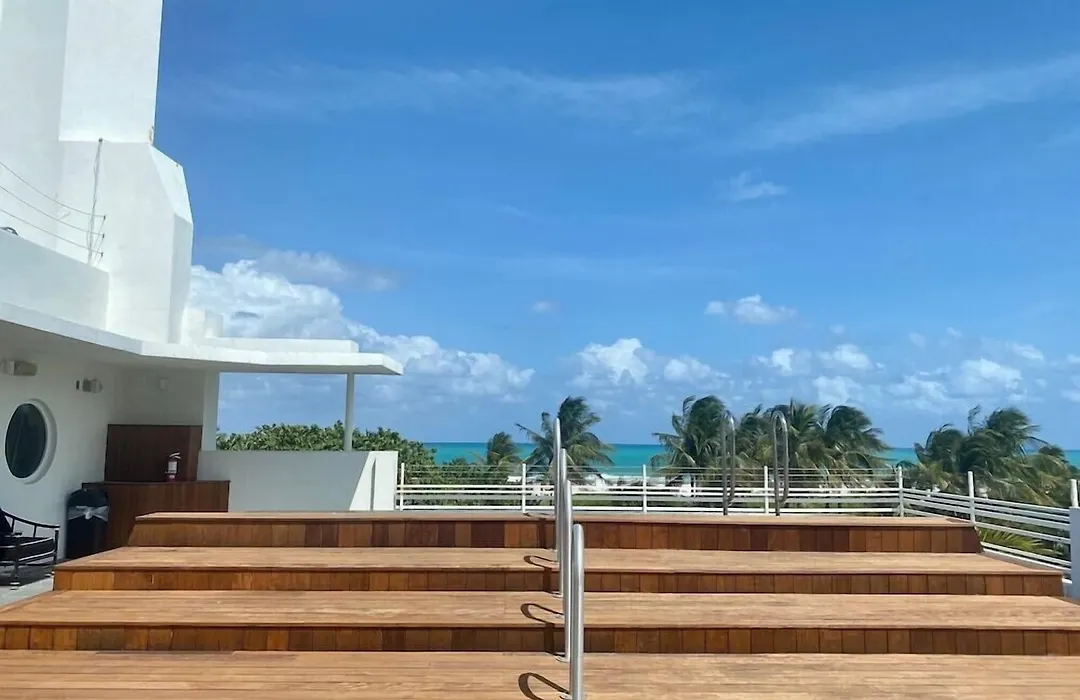 Hotel Breakwater South Beach-1