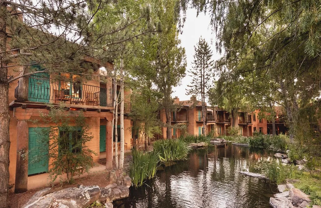 El Monte Sagrado Resort & Spa-1