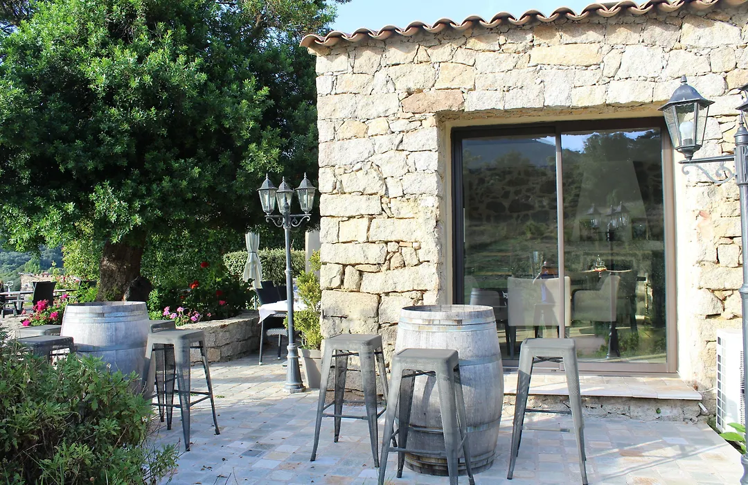Les Bergeries d'Alata Maison de charme&suites avec piscine-1