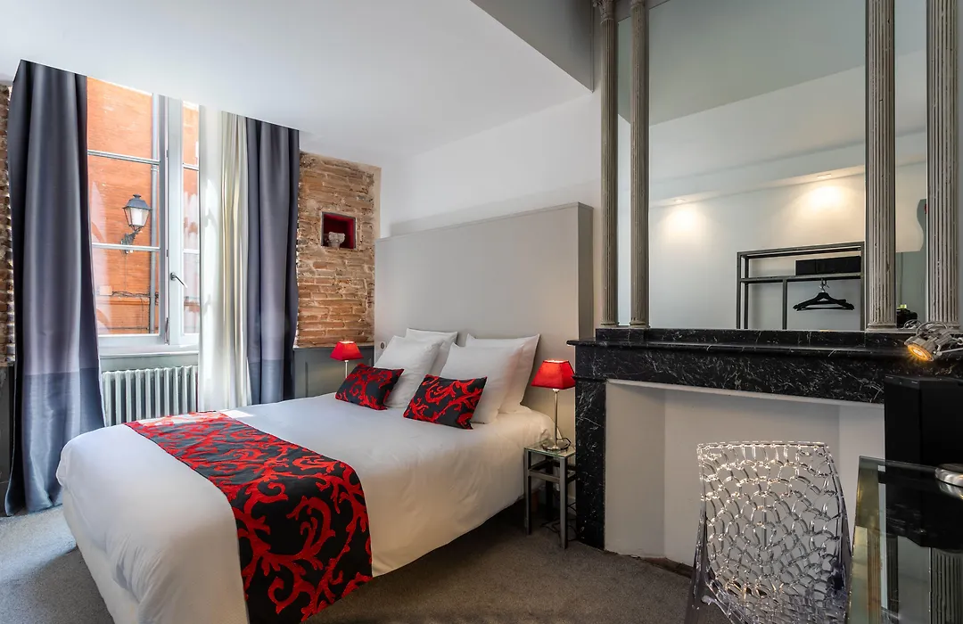 Hotel Des Arts-1