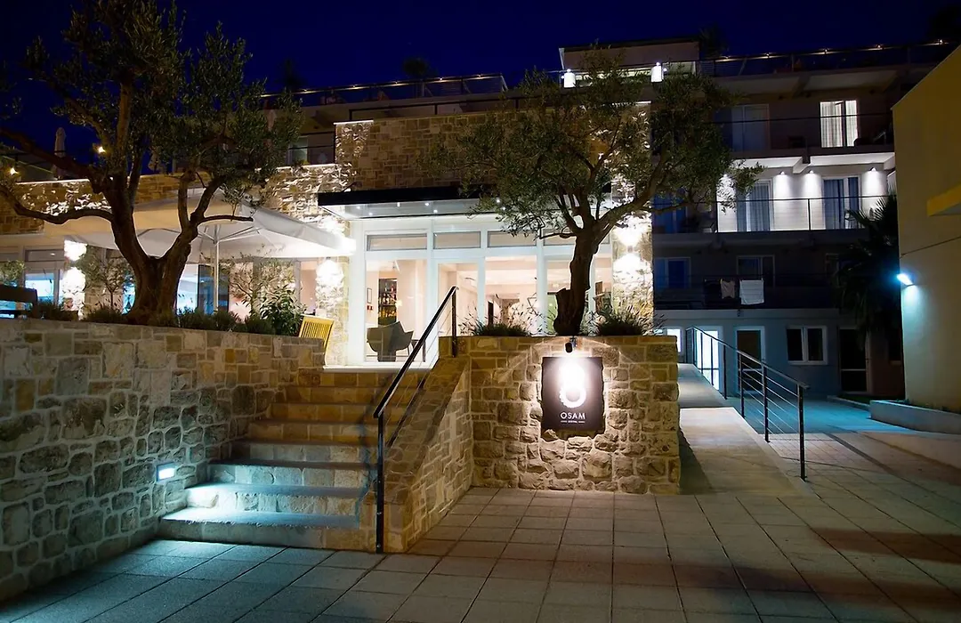 Hotel Osam - Adults Only-1
