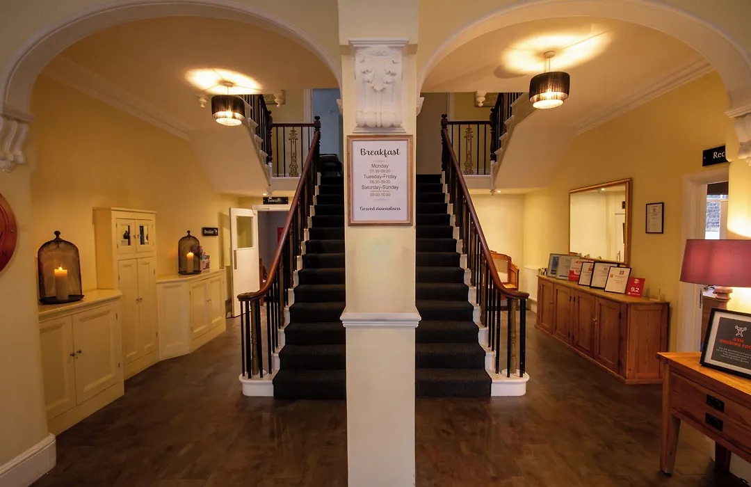Andover House Hotel & Restaurant - Adults Only-1