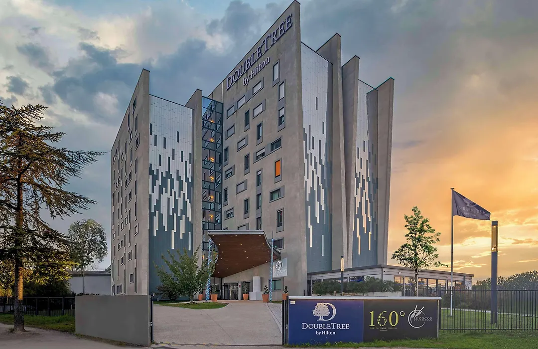 Doubletree By Hilton Lyon Eurexpo & Spa-1