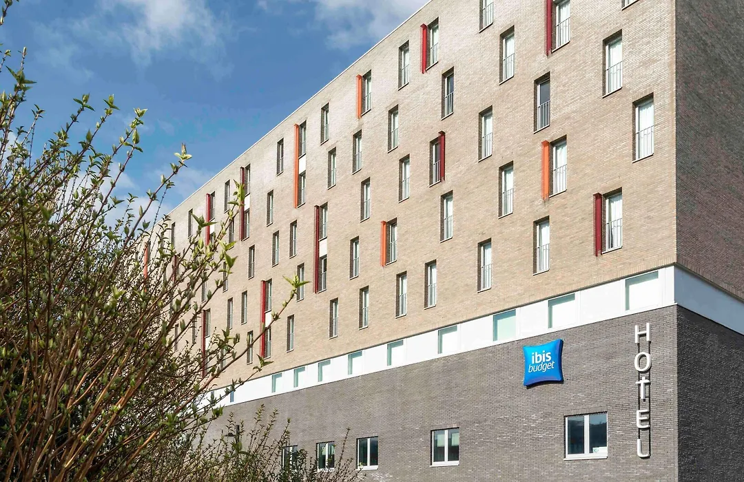 Ibis Budget Brugge Centrum Station-1