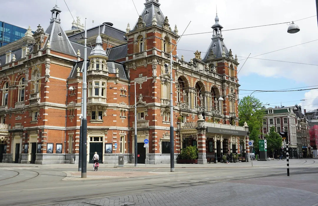 Hotel JL No76-1