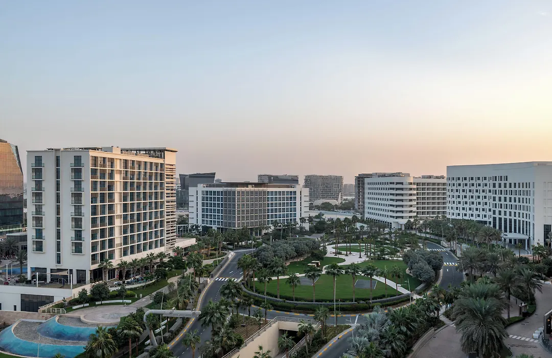Yas Plaza Marina By Ihg-1