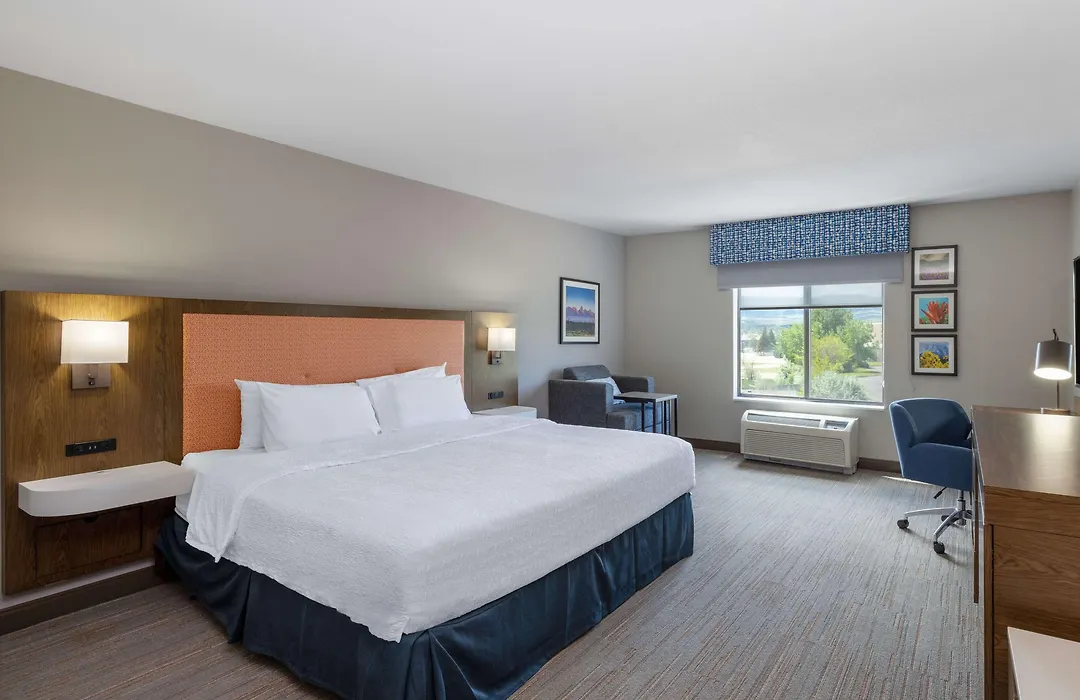 Newly Renovated-Hampton Inn & Suites Casper-1