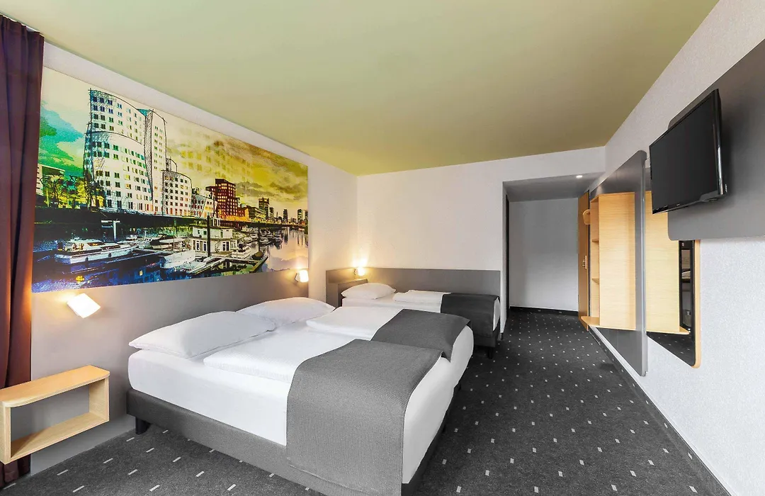 B&B Hotel Düsseldorf City-Süd-1