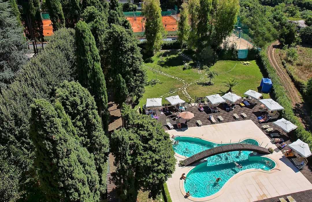 Lh Hotel Excel Roma Montemario-1