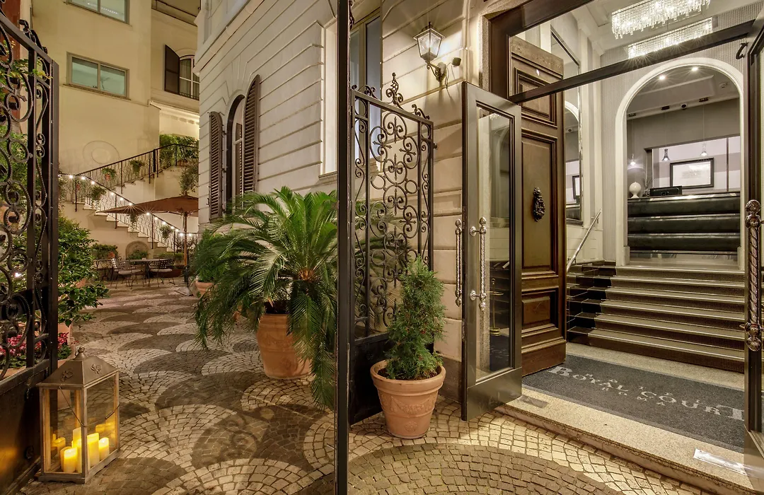 Hotel Royal Court-1